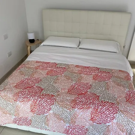 Mida Daire Verona
